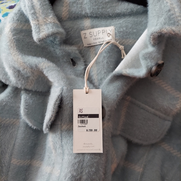 Z Supply Women's Flannel Jacket - Picture 3 of 3